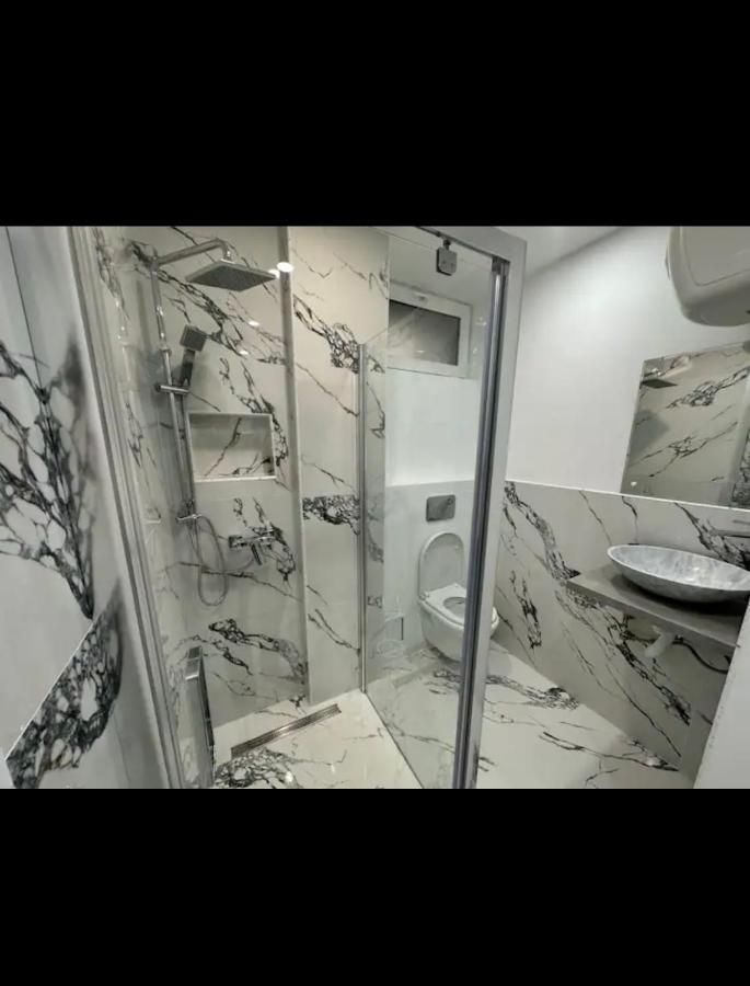 Piata Libertatii Apartament 1 Room Тимишоара Экстерьер фото